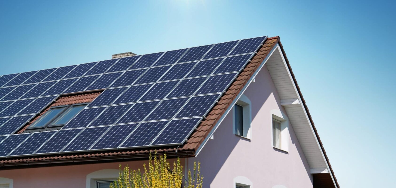 How Efficient are Solar Panels? Top Brands in 2023