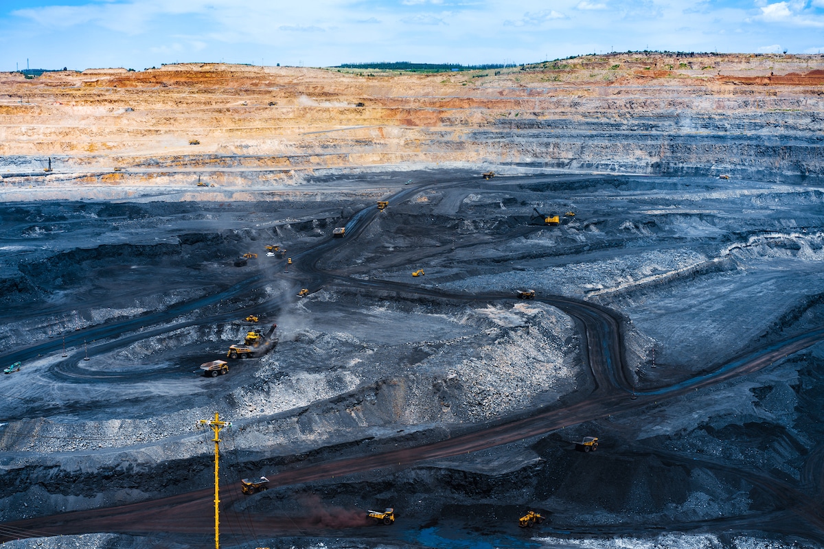 ‘Reckless’ Coal Companies Moving Forward with New Mines and Plants ...